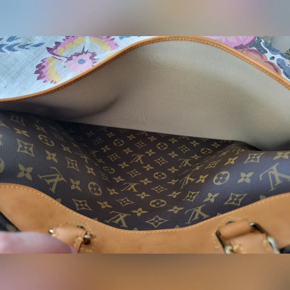 LOUIS VUITTON ALIZÉ 24 HOUR TRAVEL BAG WITH STRAP - Picture 9 of 16
